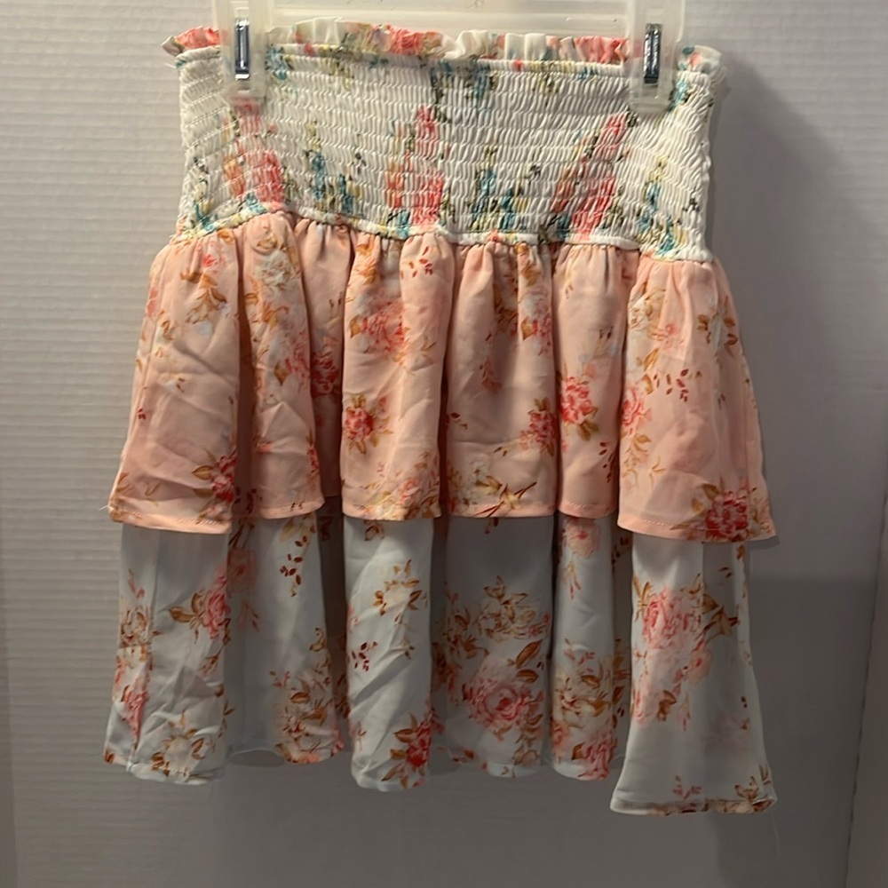 Rue 21 beautiful tube top size XS sku: B9